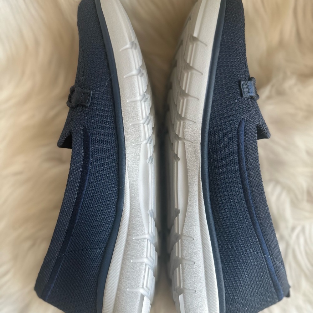 Skechers Women's Dark Blue Flats/8 - Picture 5 of 9